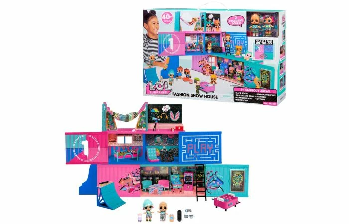 LOL Surprise Fashion Show House 3 LOL Surprise Fashion Show House