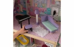 KidKraft Annabelle Poppenhuis 25 KidKraft Annabelle Poppenhuis -OUTDOOR SPEELGOED Winkel b937a75b92ed04d83e0f4e0ac3f715d5af20302f55229fb10bb58e55d8bb9e36