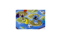 999 Games Catan Junior Bordspel 8 999 Games Catan Junior Bordspel -OUTDOOR SPEELGOED Winkel catan junior sfeerfoto1 web globe