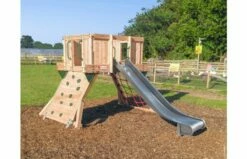 HY-LAND Speeltoestel Q1 -OUTDOOR SPEELGOED Winkel commercial playground q1 hy land 1