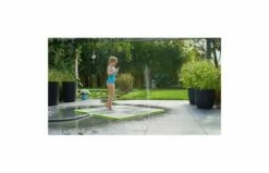 EXIT Sprinqle Water Speeltegels 150x150cm -OUTDOOR SPEELGOED Winkel d1ce704eda6893af9ce297980d712d965fa9680f57ccb034e406754c7a653fa6