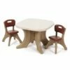 Step2 Nieuwe Traditie Tafel En Stoelen Set -OUTDOOR SPEELGOED Winkel f729aa13cb763d6af4453320d8a47e92646aadb7a6400bc9eb78d4e6a45964c8